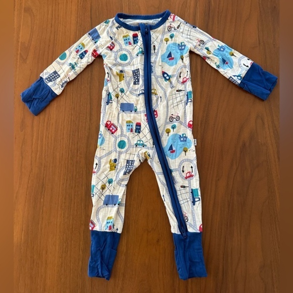 Little Sleepies Blue and Cream Transportation Theme Baby Pajamas Size 0-3 months